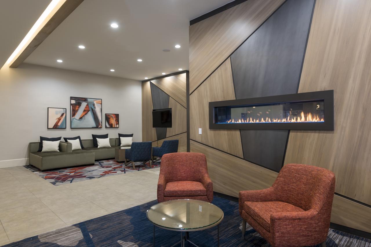 Sonesta Hotel Grand Rapids Airport Kentwood Exterior photo